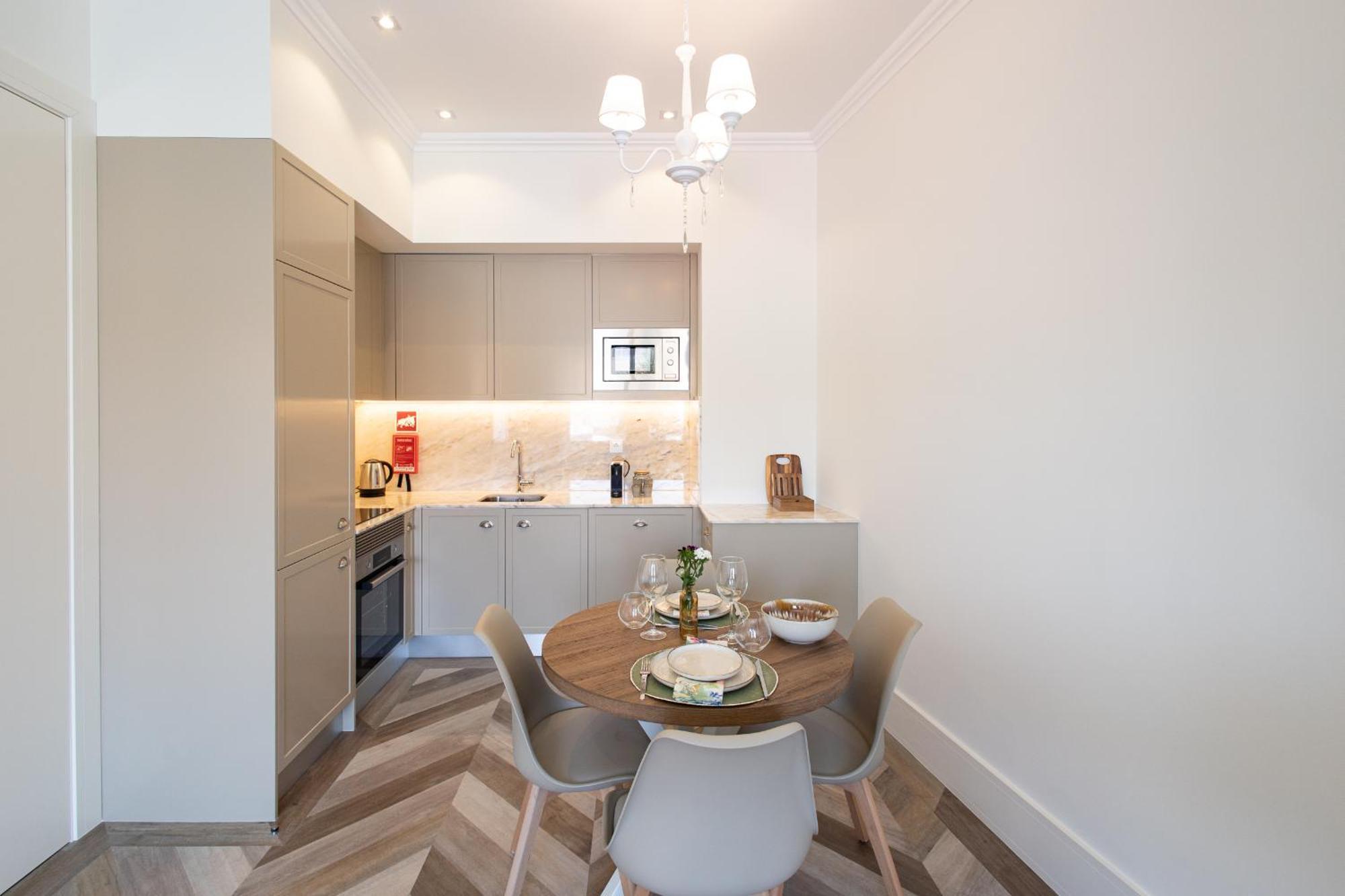 19 Nineteen Suites - Espinho Эшпинью Номер фото