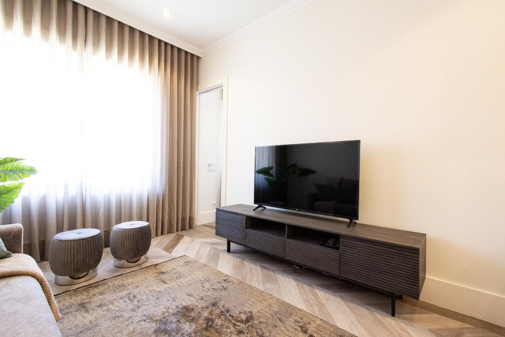 19 Nineteen Suites - Espinho Эшпинью Номер фото