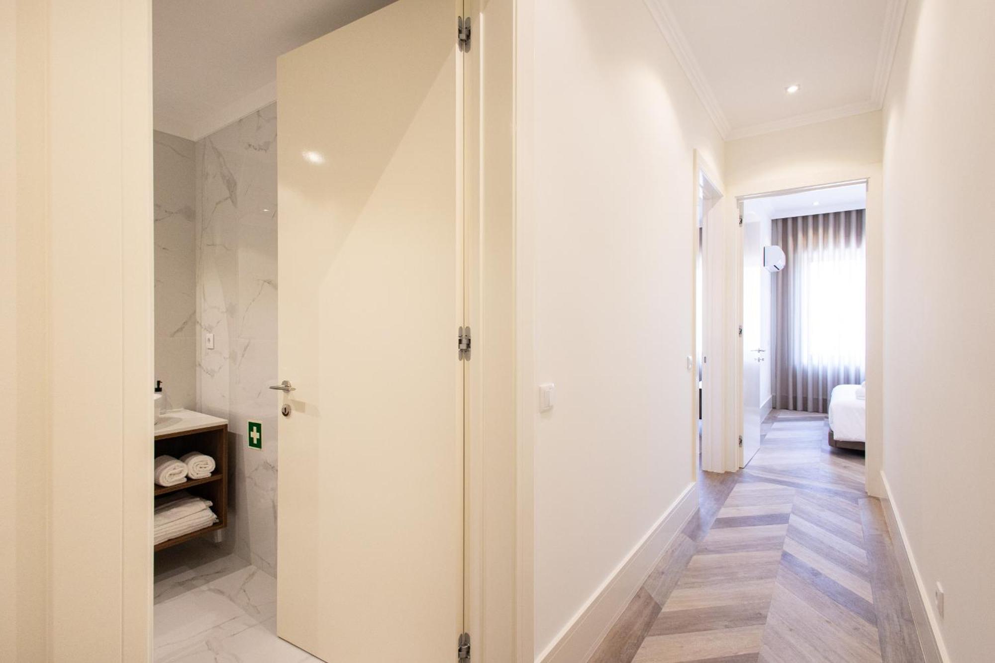19 Nineteen Suites - Espinho Эшпинью Номер фото