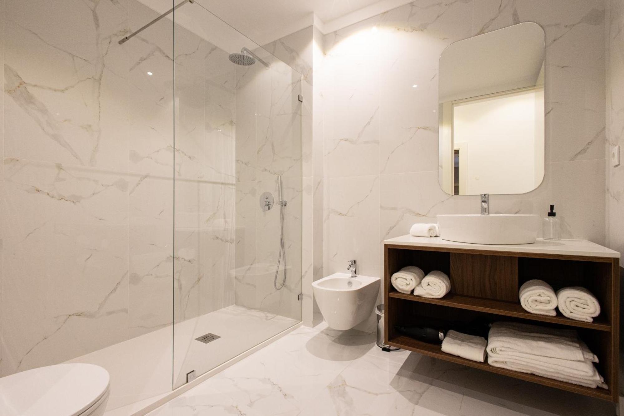 19 Nineteen Suites - Espinho Эшпинью Номер фото